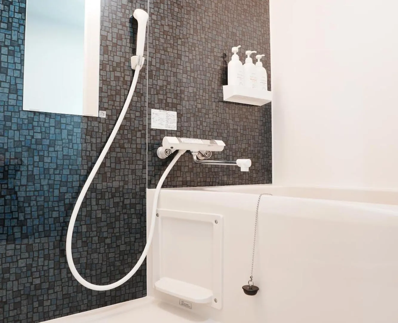 アパート Newly Opened, 3 Min Walk To Hanazonocho Subway Station, Large Flat! 3 Min Drive To Namba! 大阪市