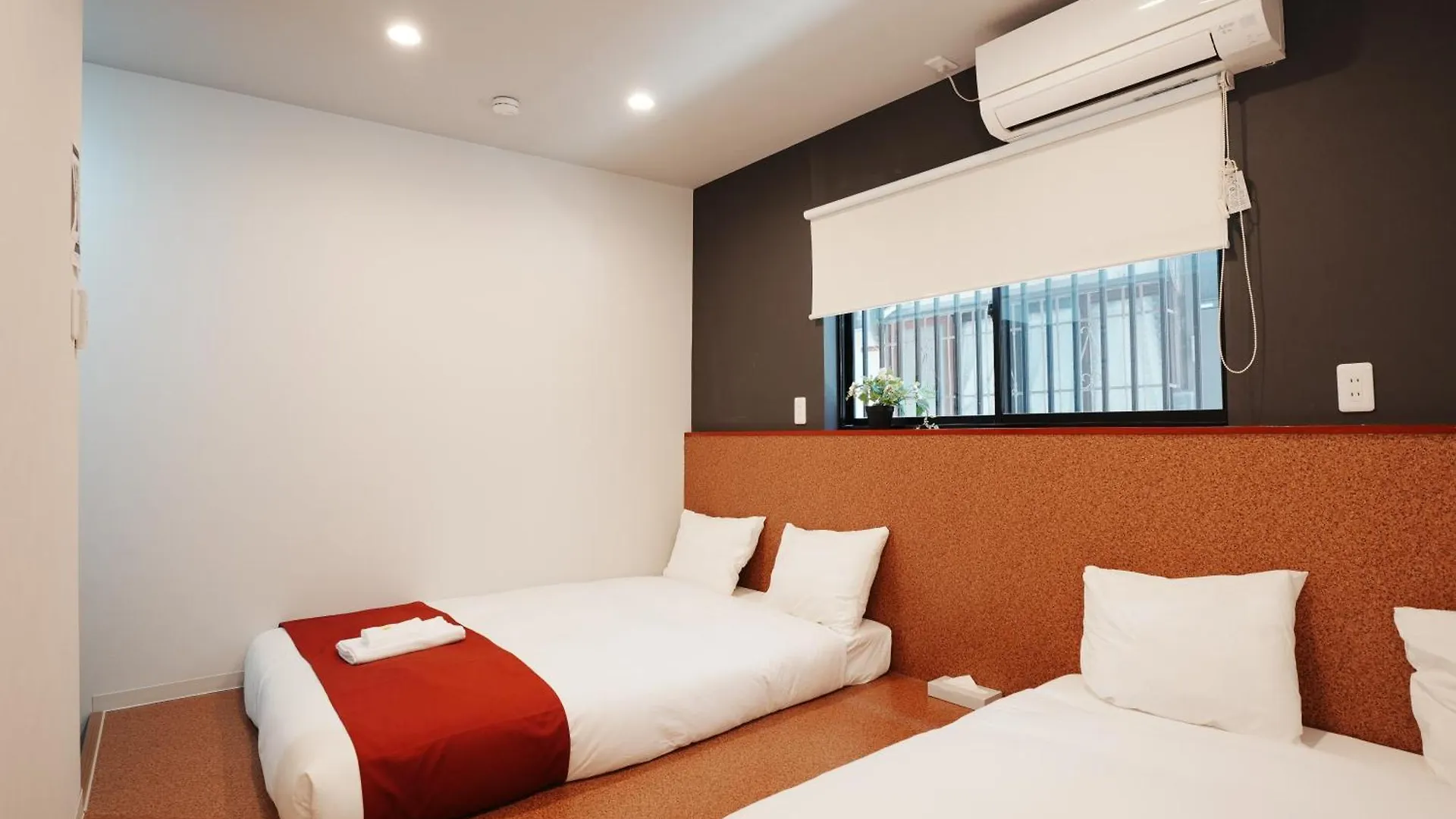 アパート Newly Opened, 3 Min Walk To Hanazonocho Subway Station, Large Flat! 3 Min Drive To Namba! 大阪市