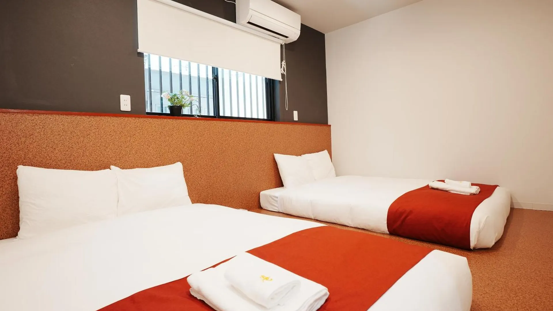 アパート Newly Opened, 3 Min Walk To Hanazonocho Subway Station, Large Flat! 3 Min Drive To Namba! 大阪市