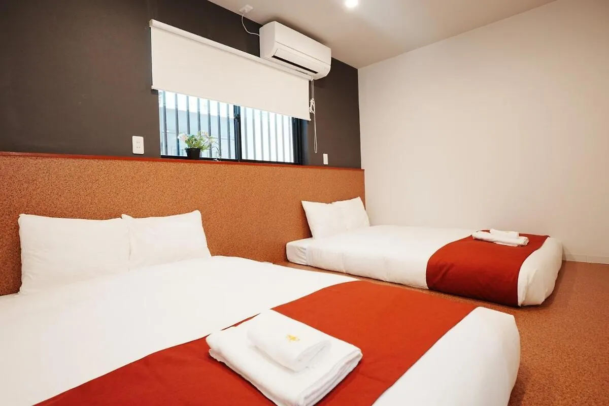 Newly Opened, 3 Min Walk To Hanazonocho Subway Station, Large Flat! 3 Min Drive To Namba! 大阪市 0*,  日本