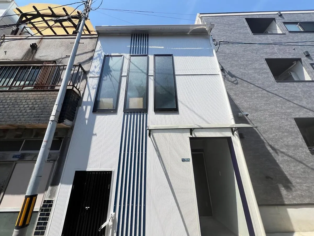 Newly Opened, 3 Min Walk To Hanazonocho Subway Station, Large Flat! 3 Min Drive To Namba! 大阪市 0*,  日本