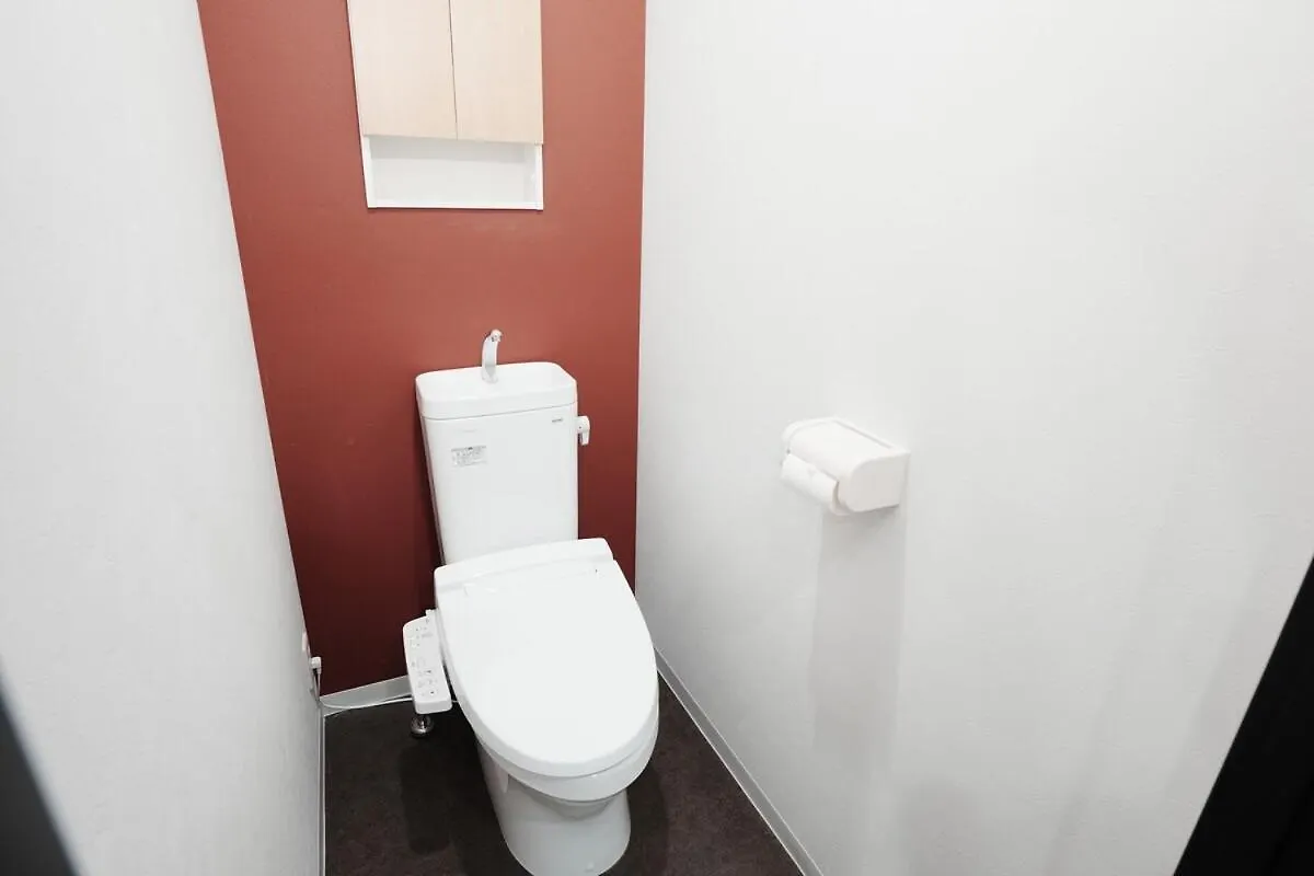 Newly Opened, 3 Min Walk To Hanazonocho Subway Station, Large Flat! 3 Min Drive To Namba! 大阪 0*,  日本
